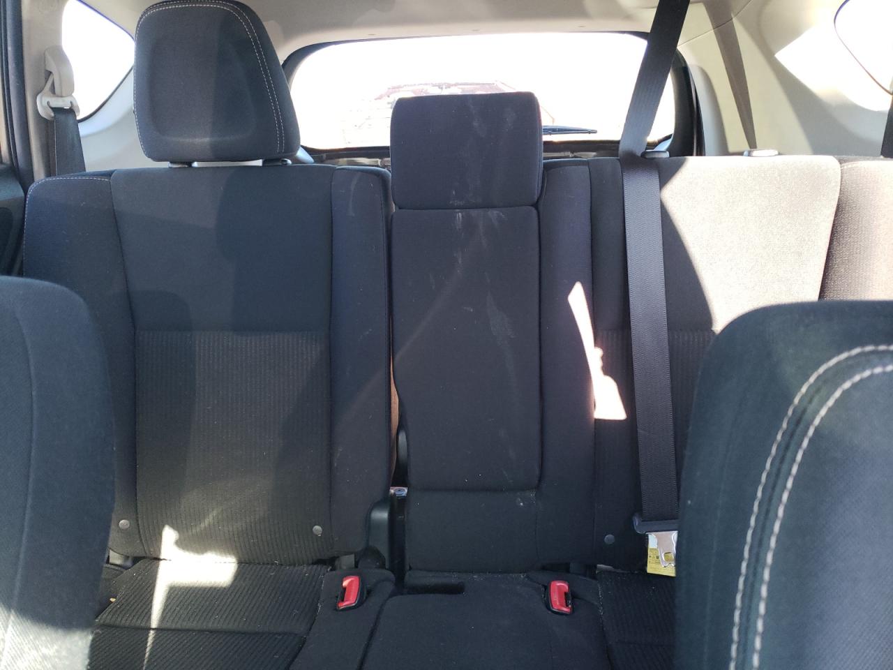 2015 Toyota RAV 4 - Image 10