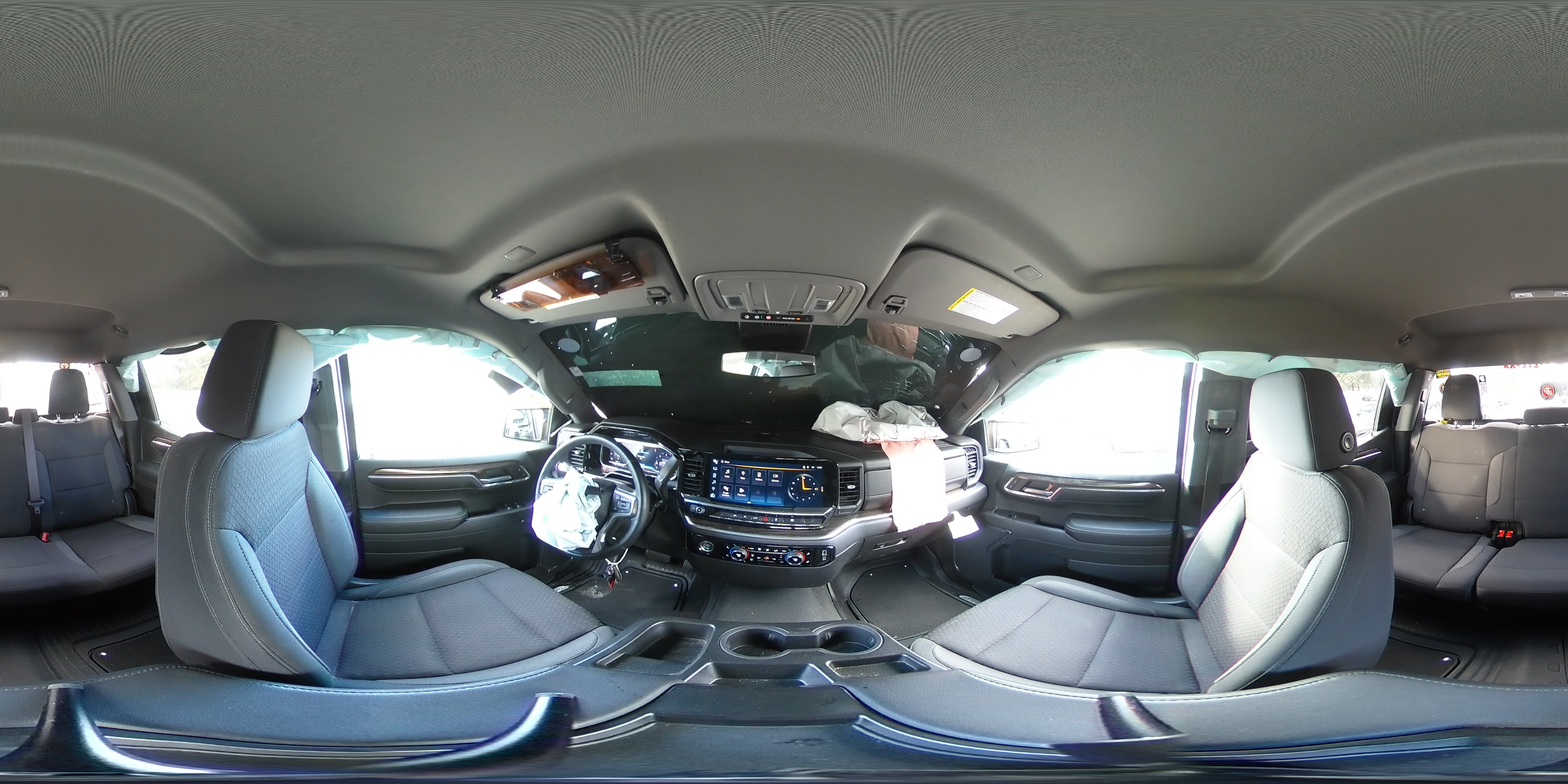 2023 Chevrolet Silverado - Image 15
