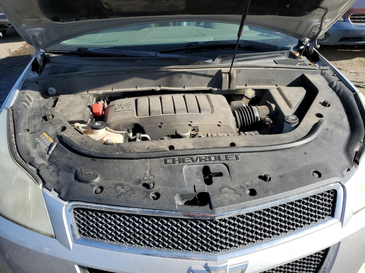 2011 Chevrolet Traverse - Image 12
