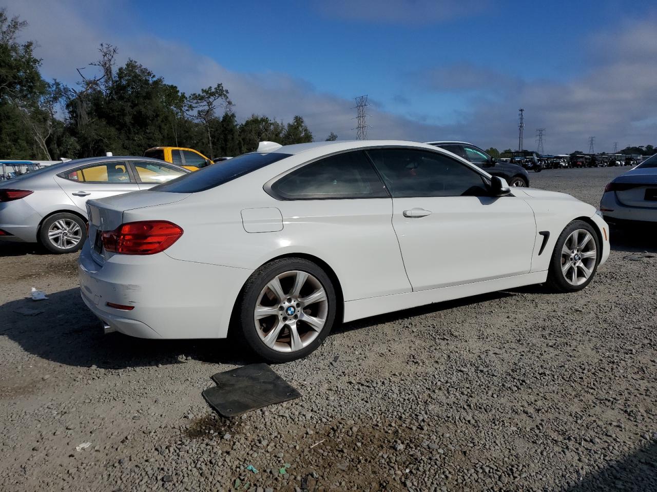 VIN WBA3R1C53EK192667 2014 BMW 4 SERIES no.3