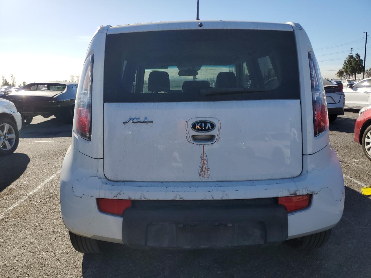 2011 Kia Soul + VIN: KNDJT2A24B7711444 Lot: 84876034