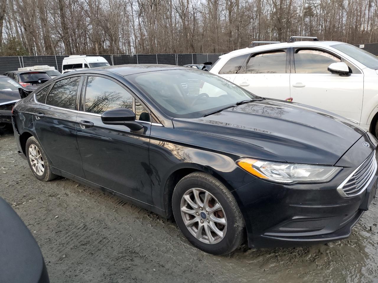 VIN 3FA6P0G70HR212729 2017 FORD FUSION no.4