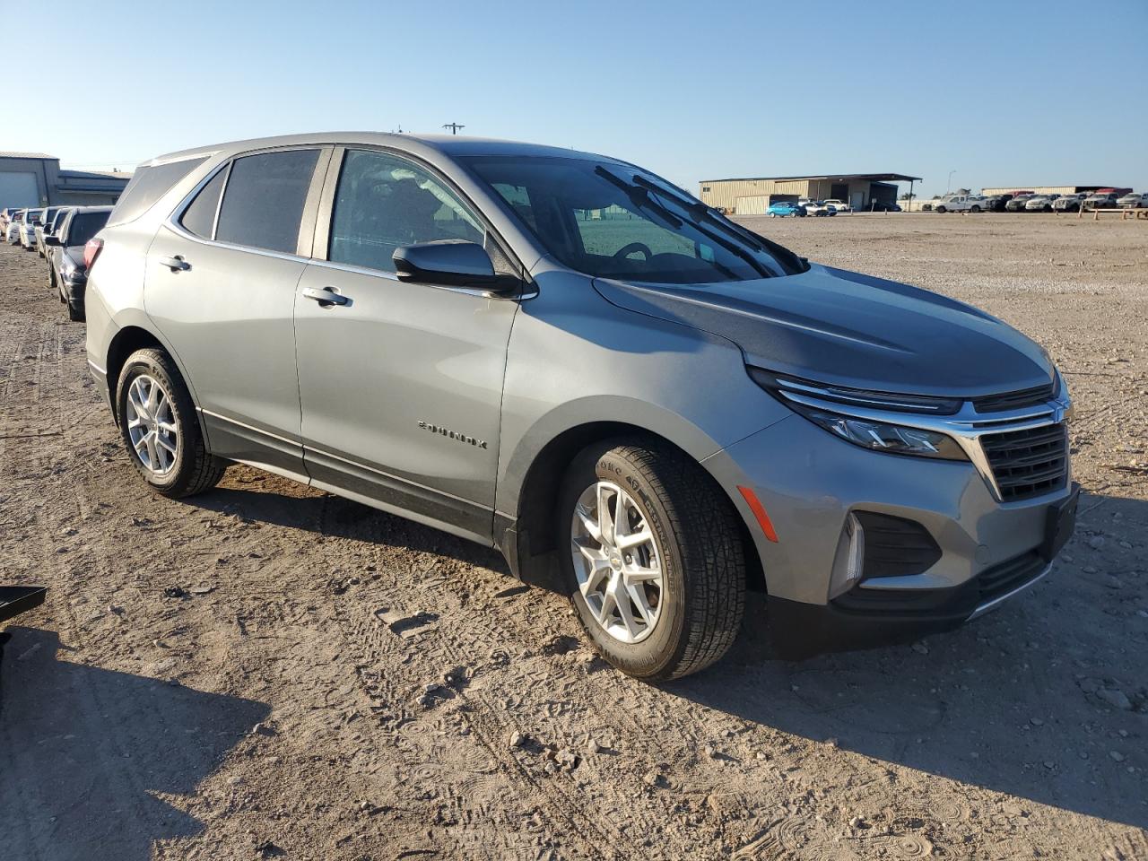 2023 Chevrolet Equinox - Image 4