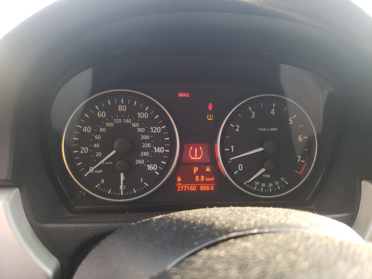 2006 BMW 330 Xi VIN: WBAVD33526KV67338 Lot: 86527964