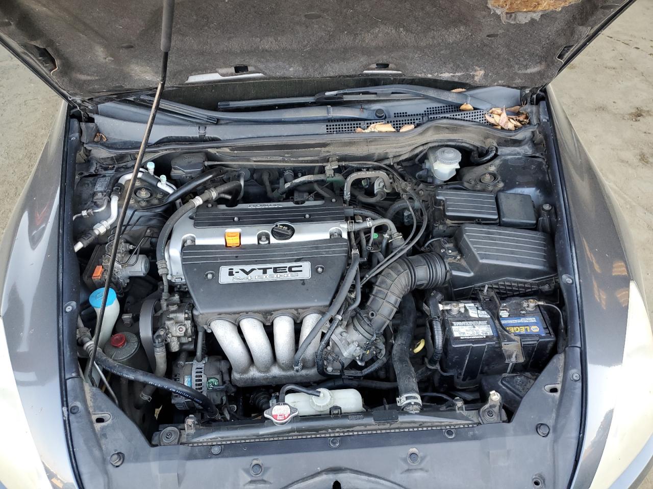 2005 Honda Accord - Image 11