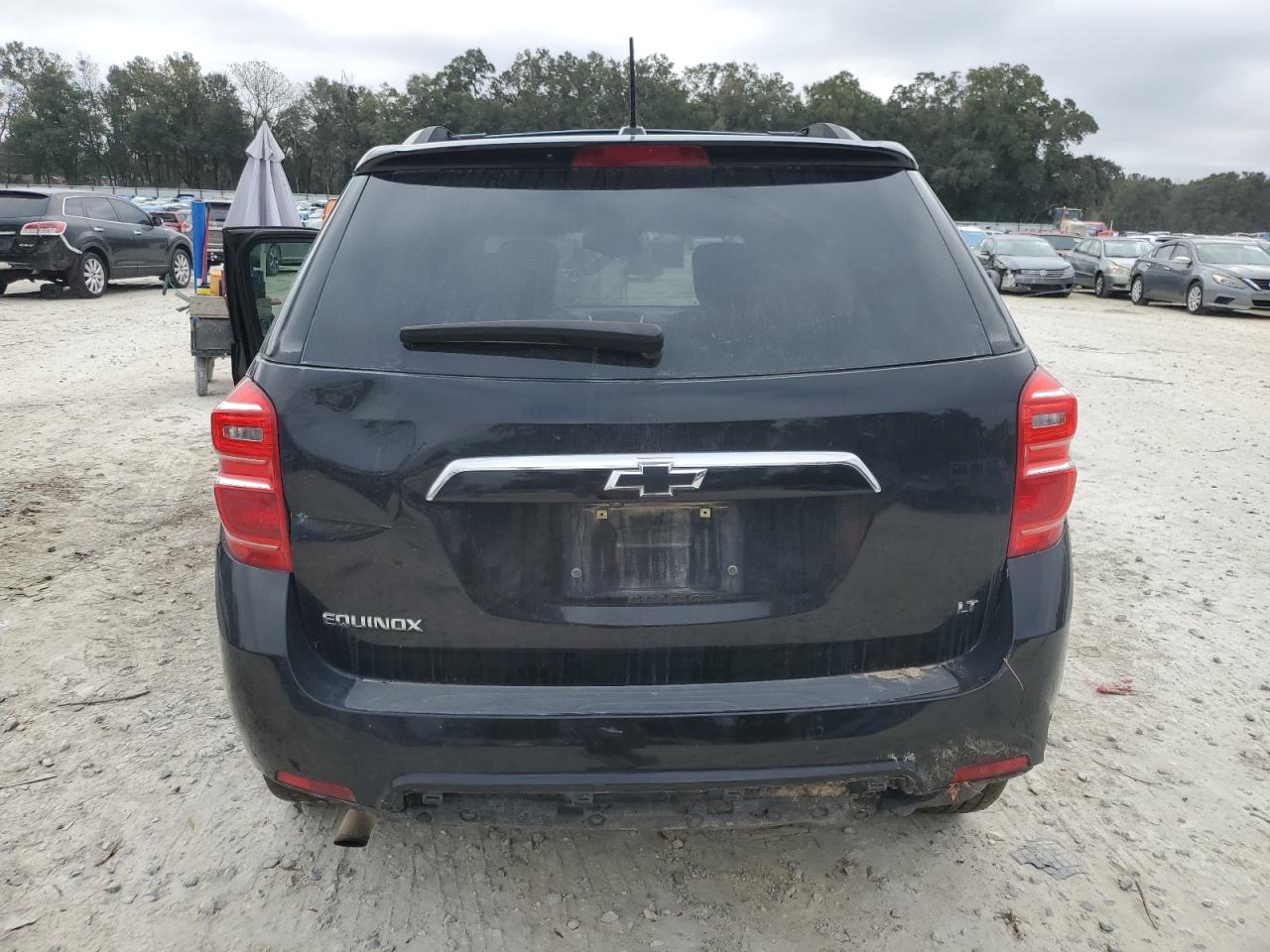 2017 Chevrolet Equinox - Image 6