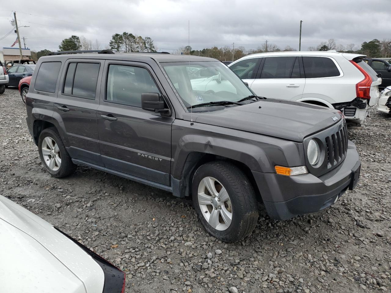 VIN 1C4NJPBB5GD562845 2016 JEEP PATRIOT no.4