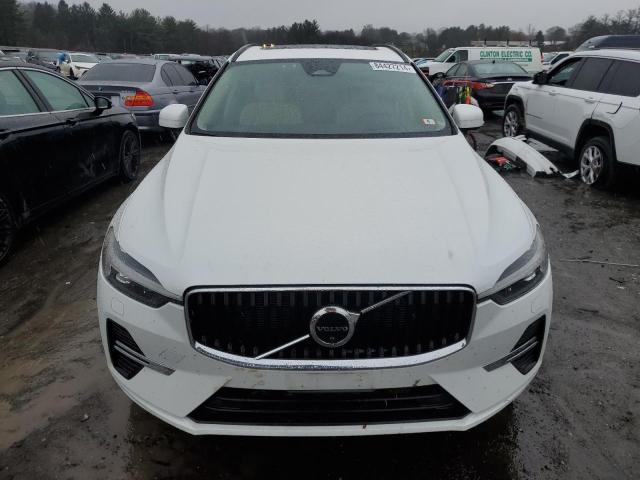  VOLVO XC60 B5 MO 2022 Biały