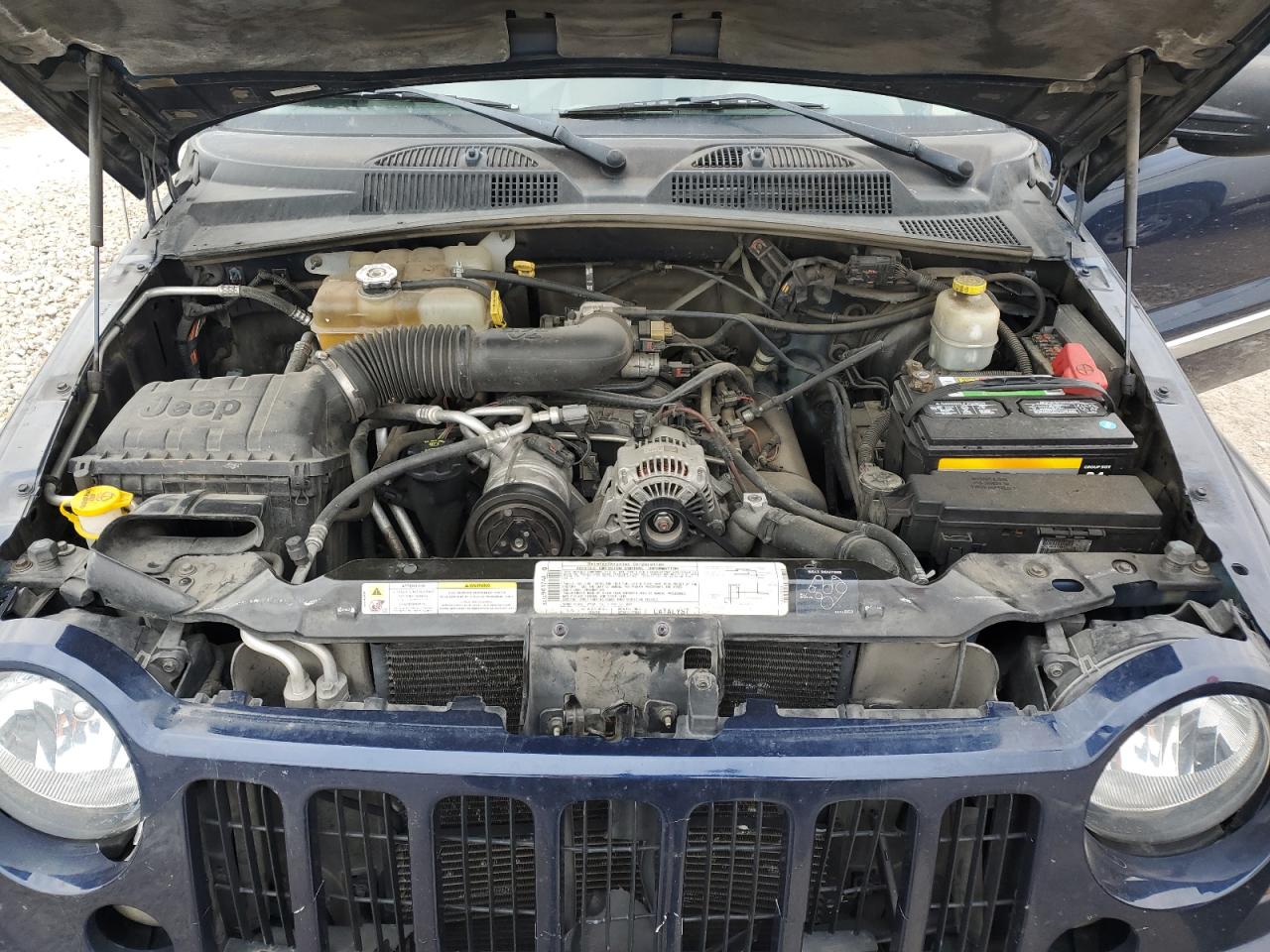 2006 Jeep Liberty (North America) - Image 12