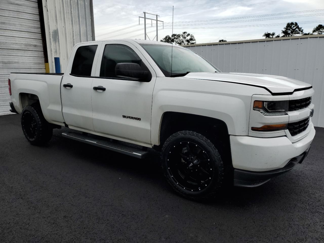 VIN 1GCRCPEC4JZ129771 2018 CHEVROLET ALL Models no.4