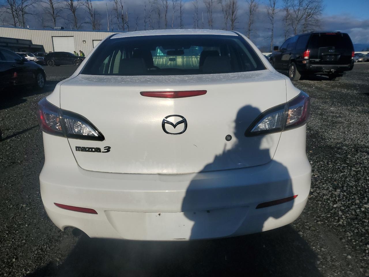 VIN JM1BL1TG8D1782630 2013 MAZDA 3 no.6