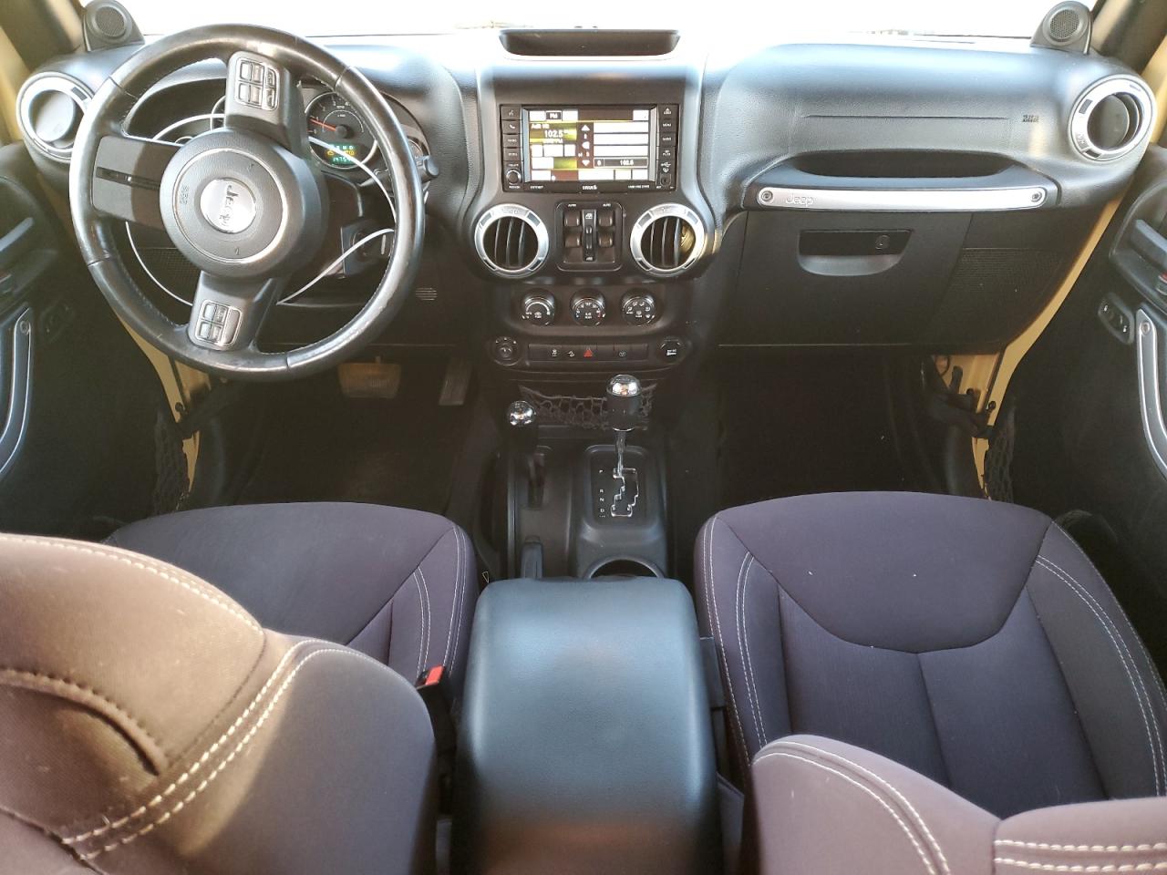 2013 Jeep Wrangler Unlimited Sahara VIN: 1C4BJWEG2DL640956 Lot: 84158954