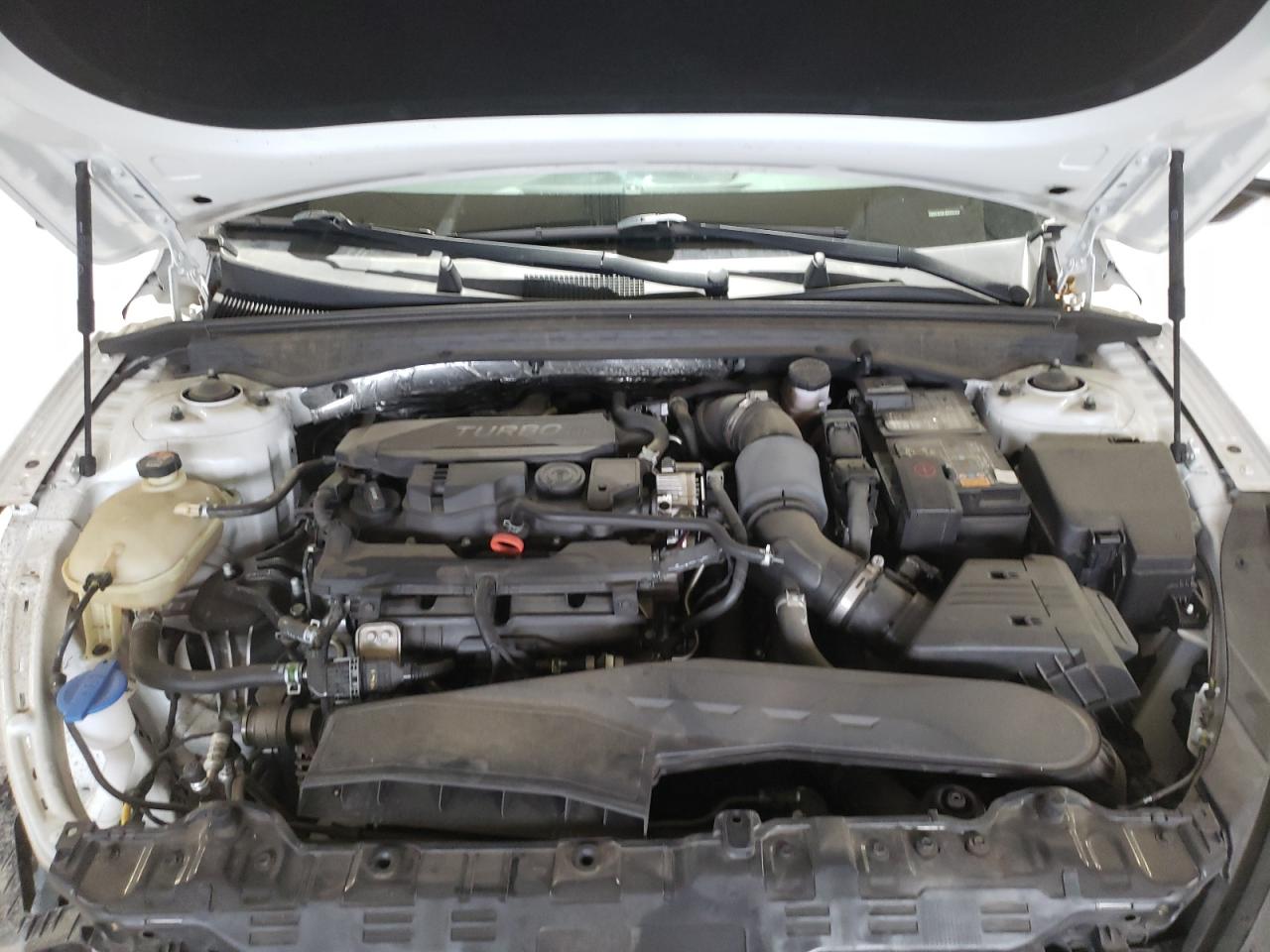 2021 Kia K5 - Image 13
