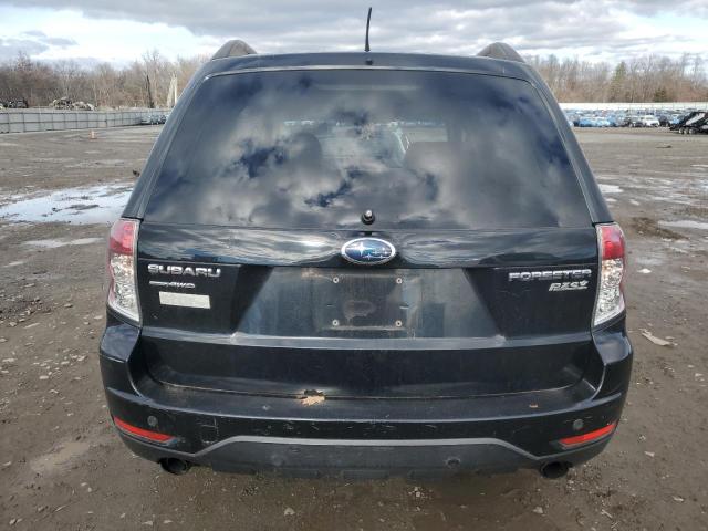  SUBARU FORESTER 2013 Чорний