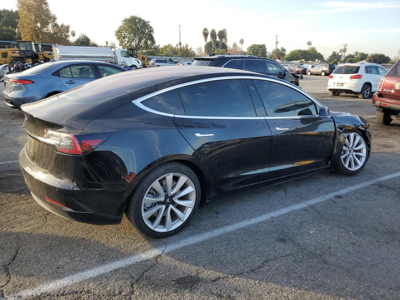 VIN 5YJ3E1EA0JF042368 2018 TESLA MODEL 3 no.3