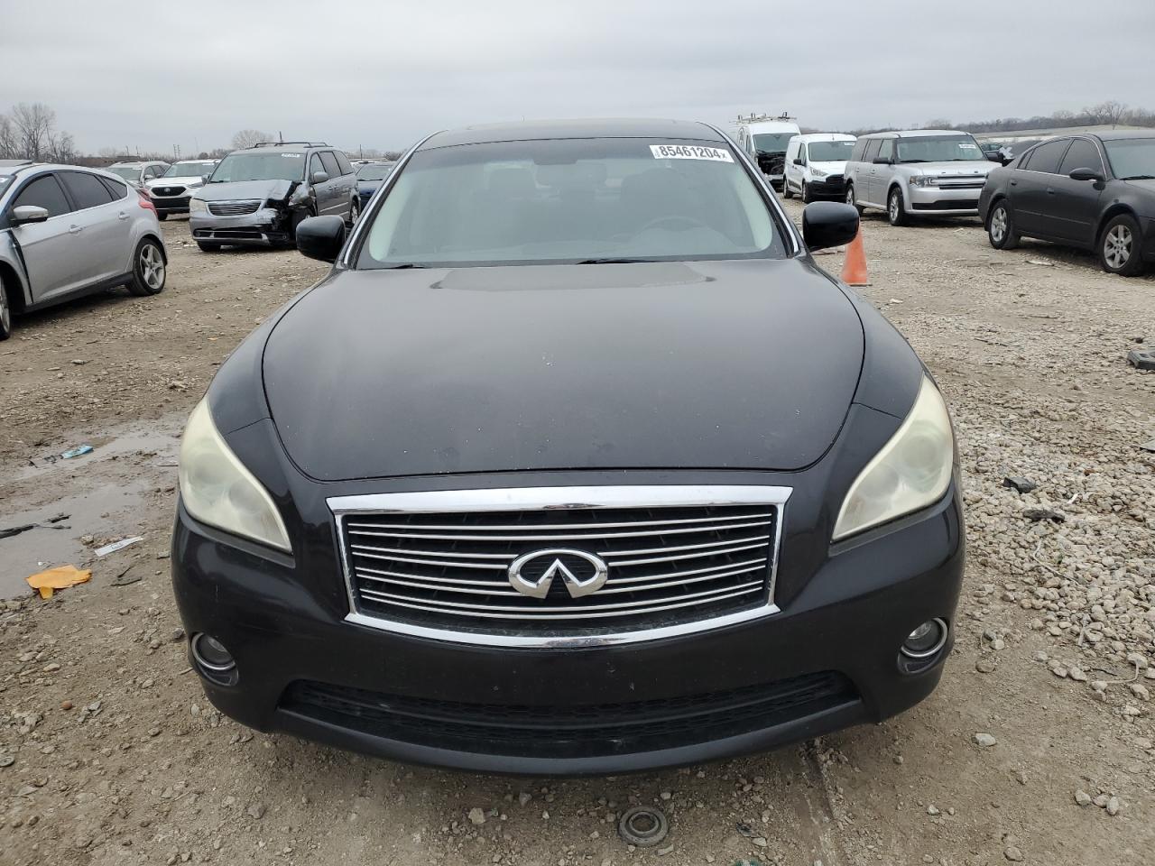 2011 Infiniti M - Image 5