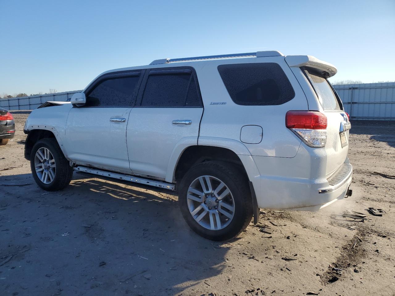 2013 Toyota 4Runner - Image 2