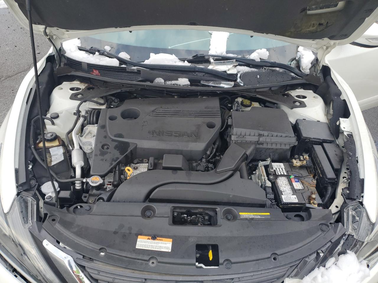 2016 Nissan Altima - Image 12