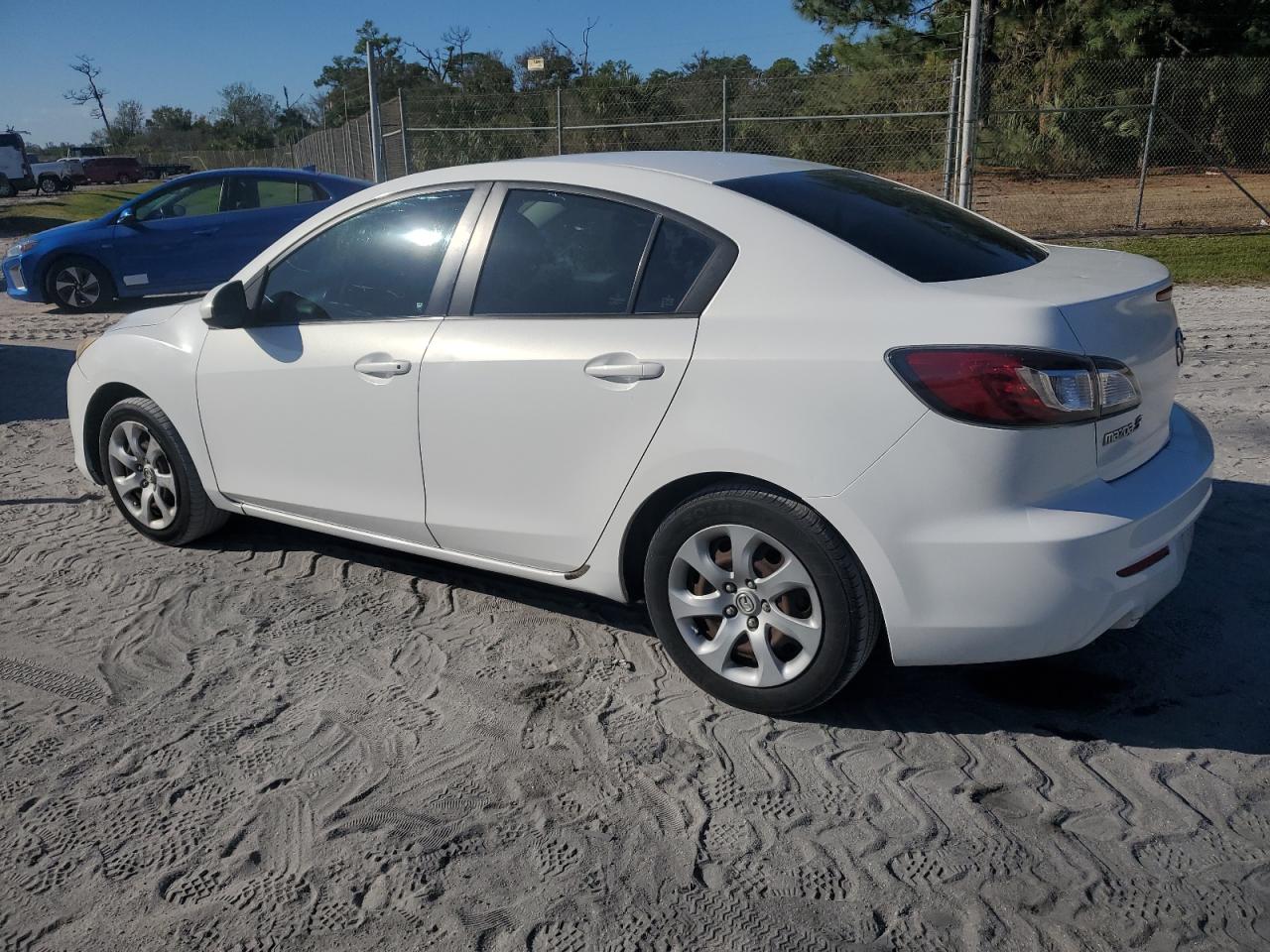 2012 Mazda 3 - Image 2