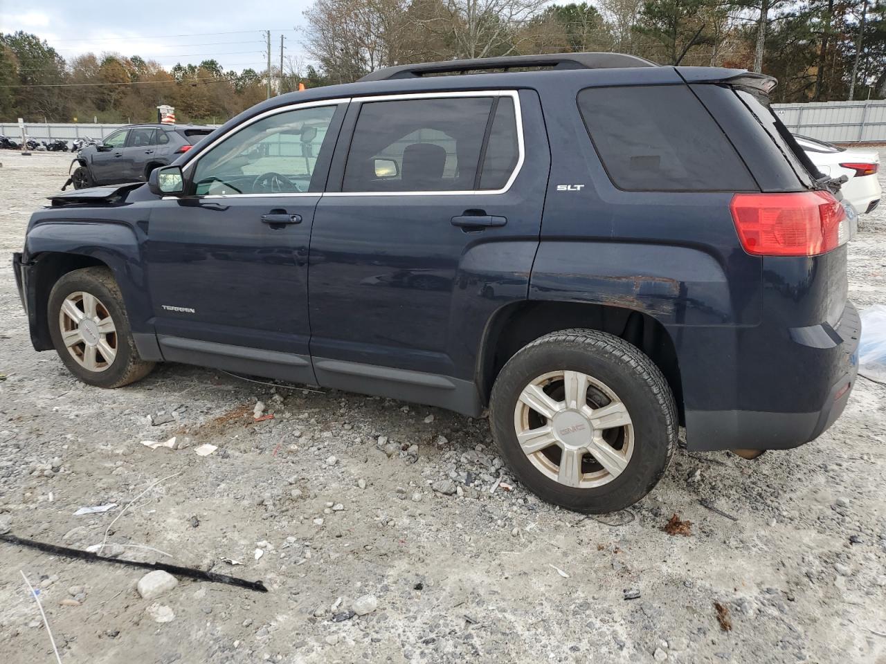 2015 GMC Terrain - Image 2