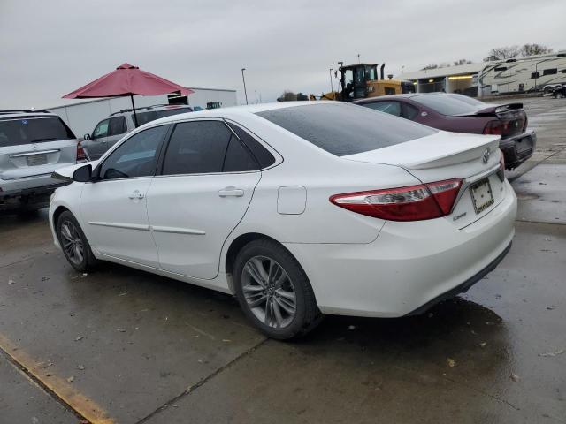  TOYOTA CAMRY 2016 Biały