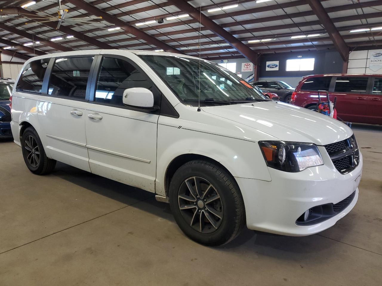 VIN 2C4RDGCG7GR383612 2016 DODGE CARAVAN no.4