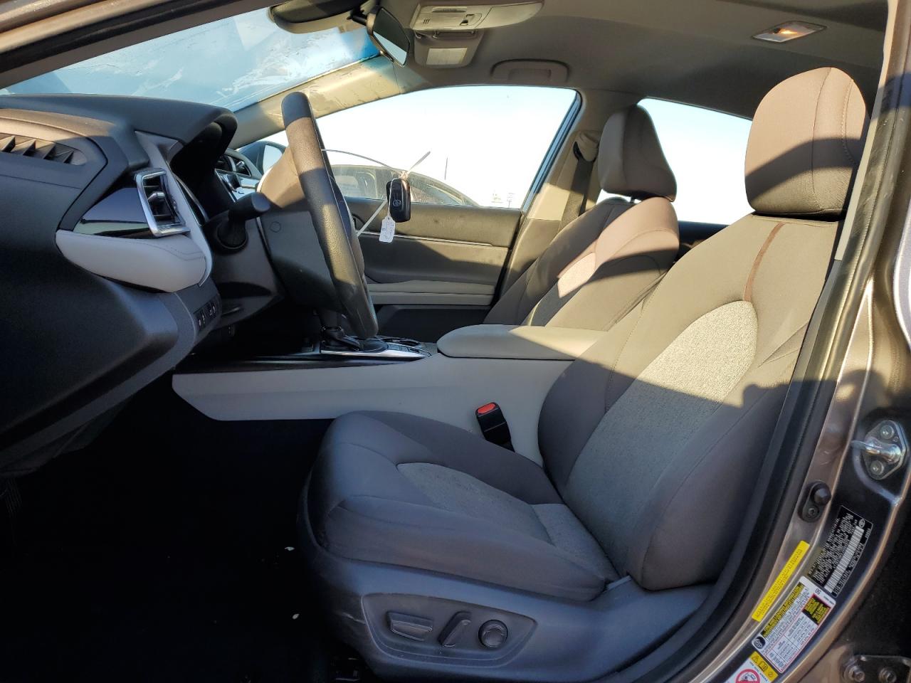 2018 Toyota Camry - Image 7