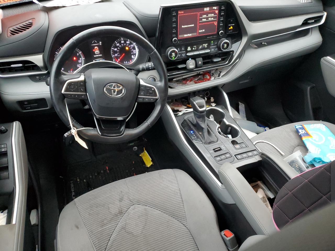 2020 Toyota Highlander - Image 8