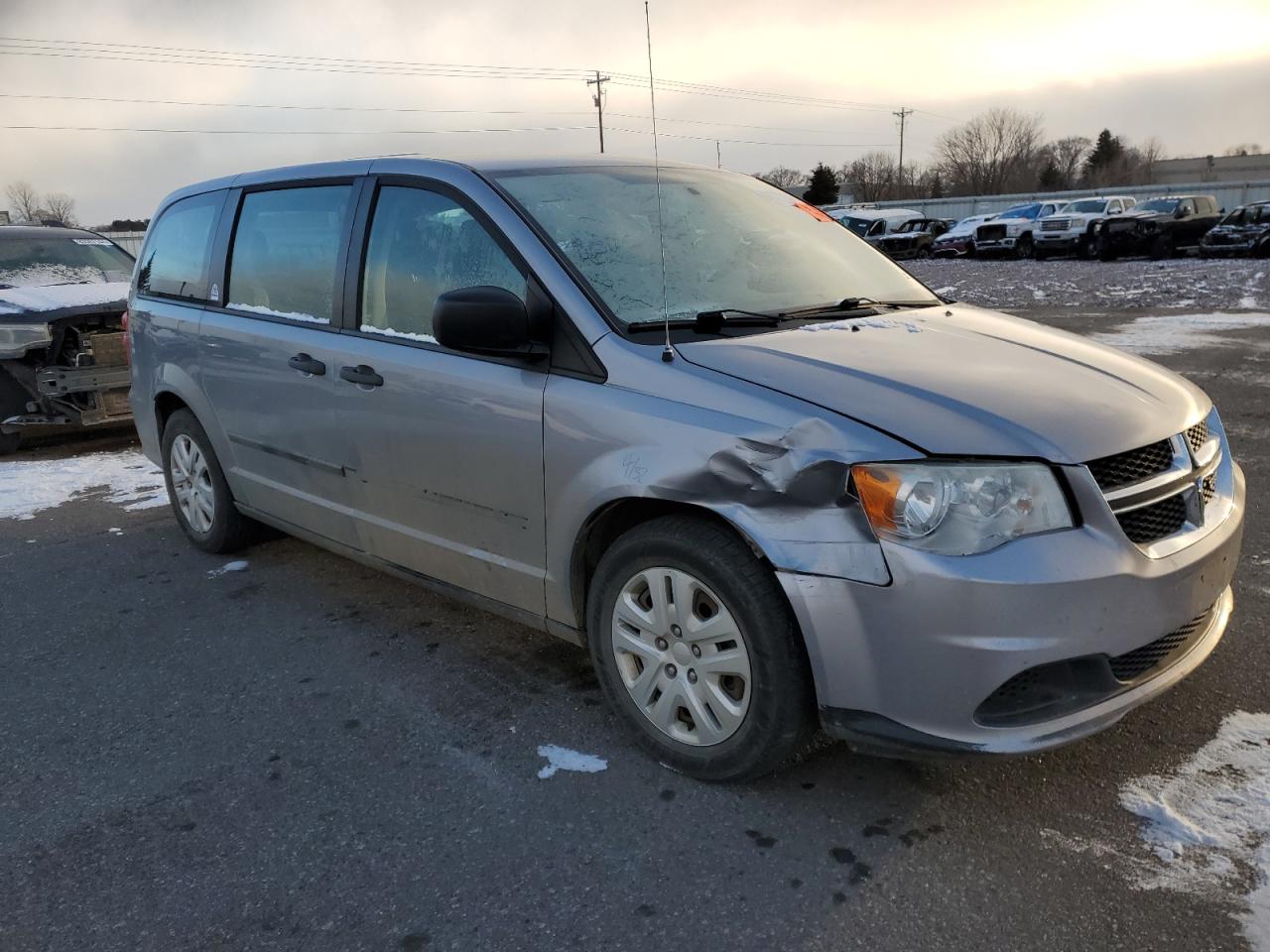 VIN 2C4RDGBG0ER306160 2014 DODGE CARAVAN no.4