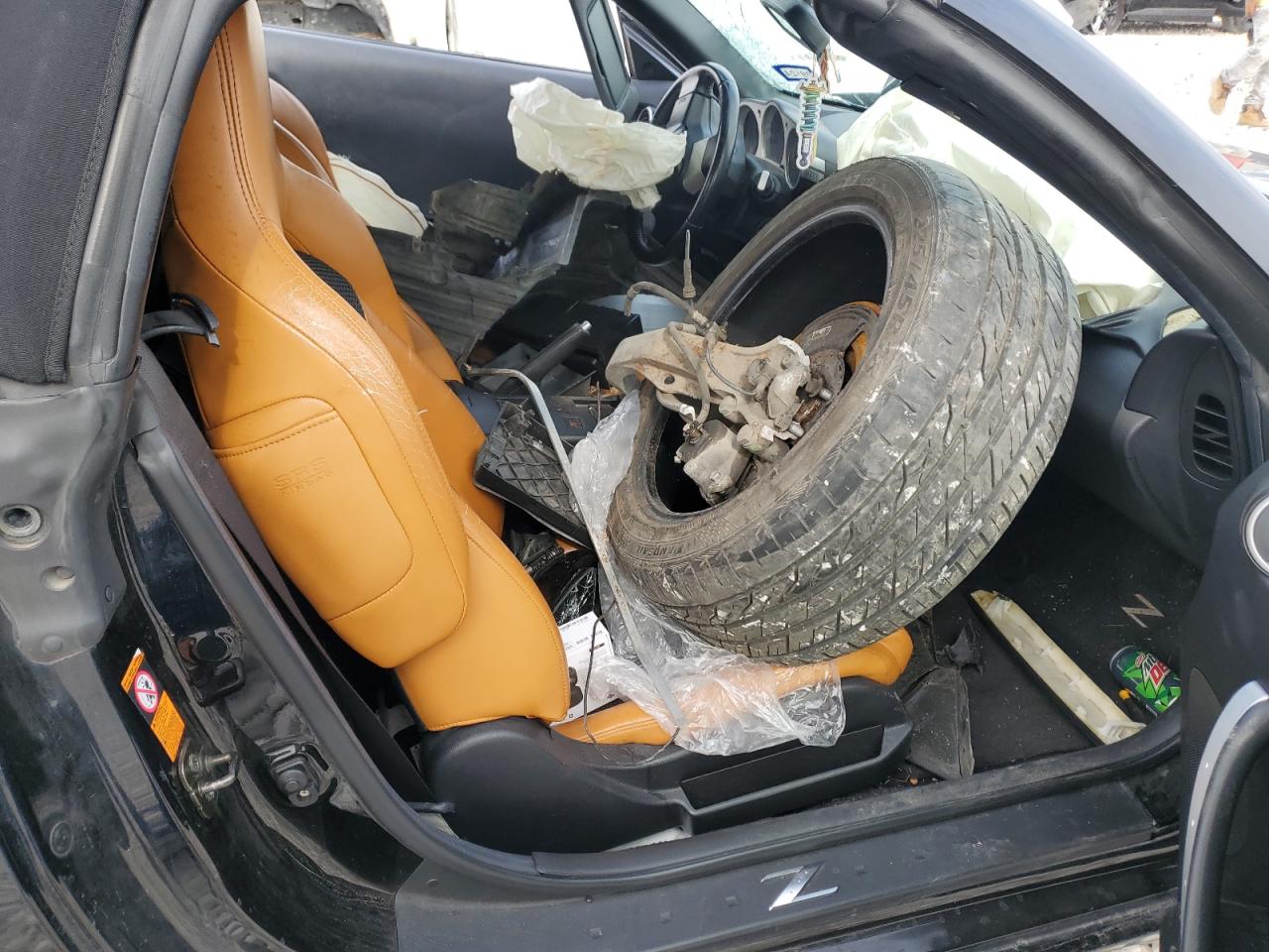 2005 Nissan 350Z - Image 10