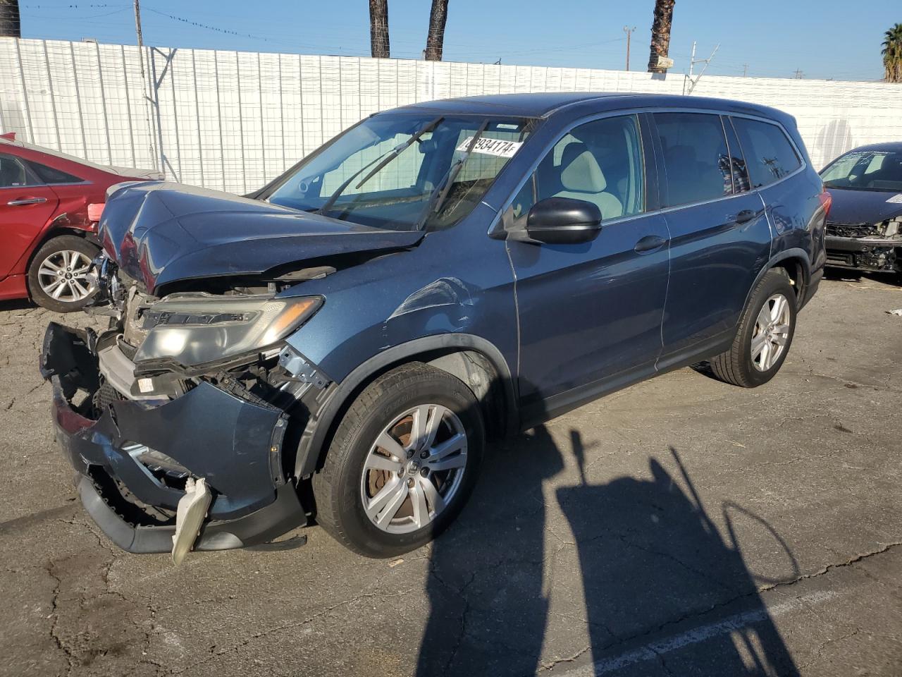 VIN 5FNYF5H10GB034768 2016 HONDA PILOT no.1