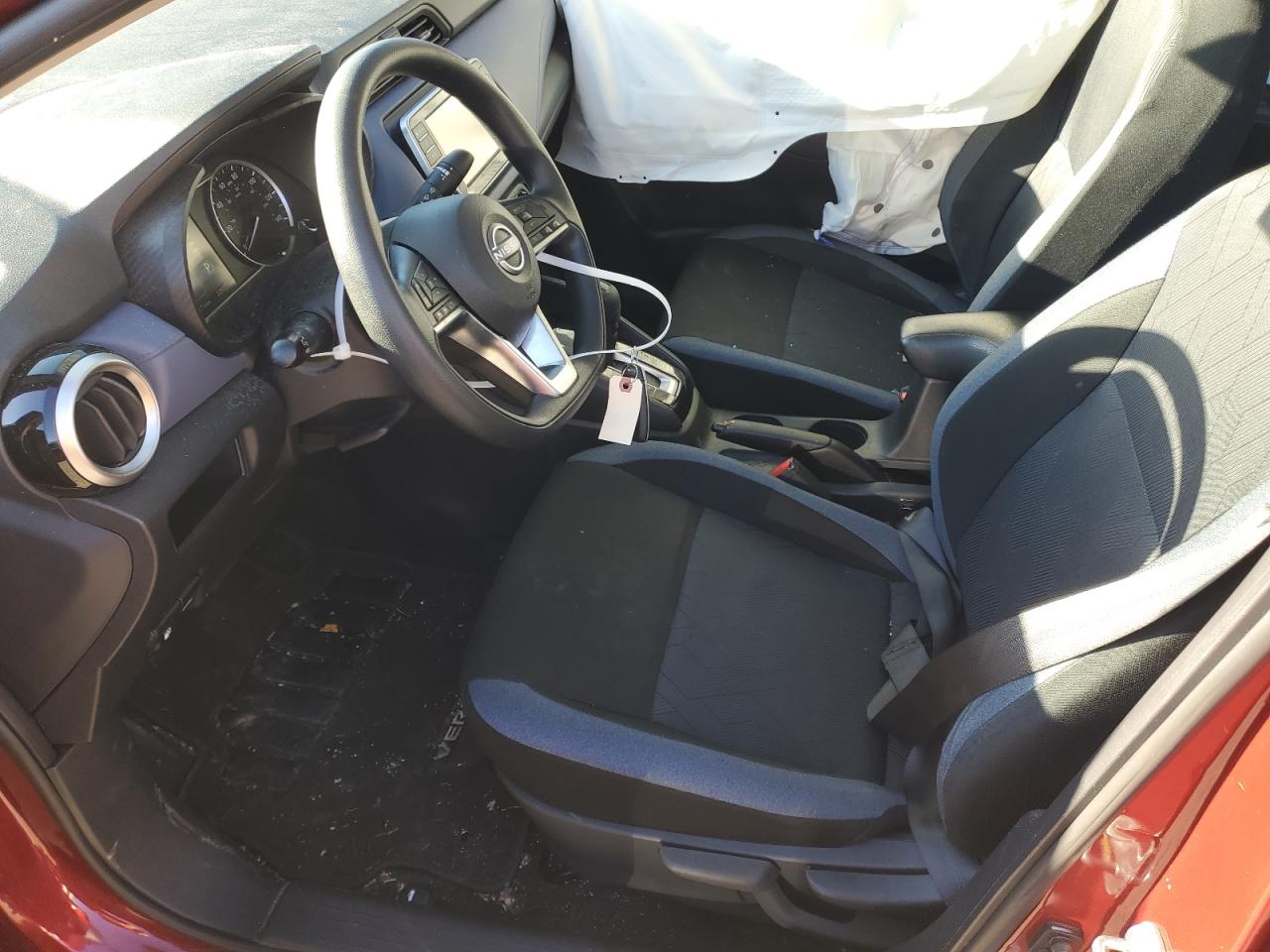 2024 Nissan Versa - Image 7