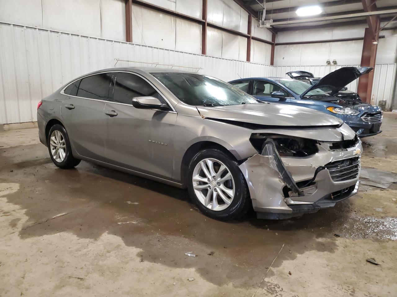 VIN 1G1ZE5ST0HF268755 2017 CHEVROLET MALIBU no.4