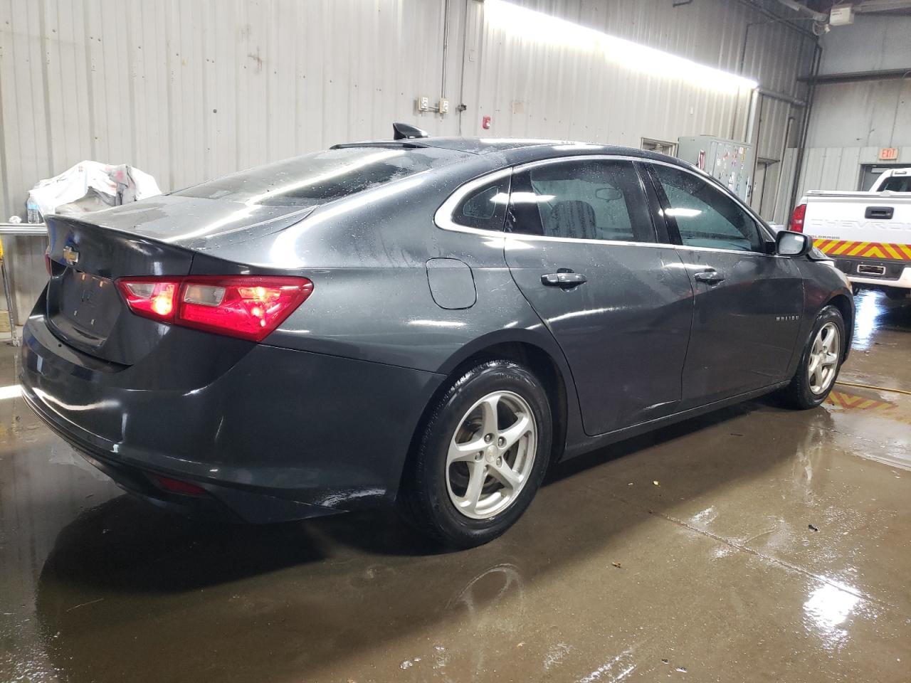 2017 Chevrolet Malibu - Image 3