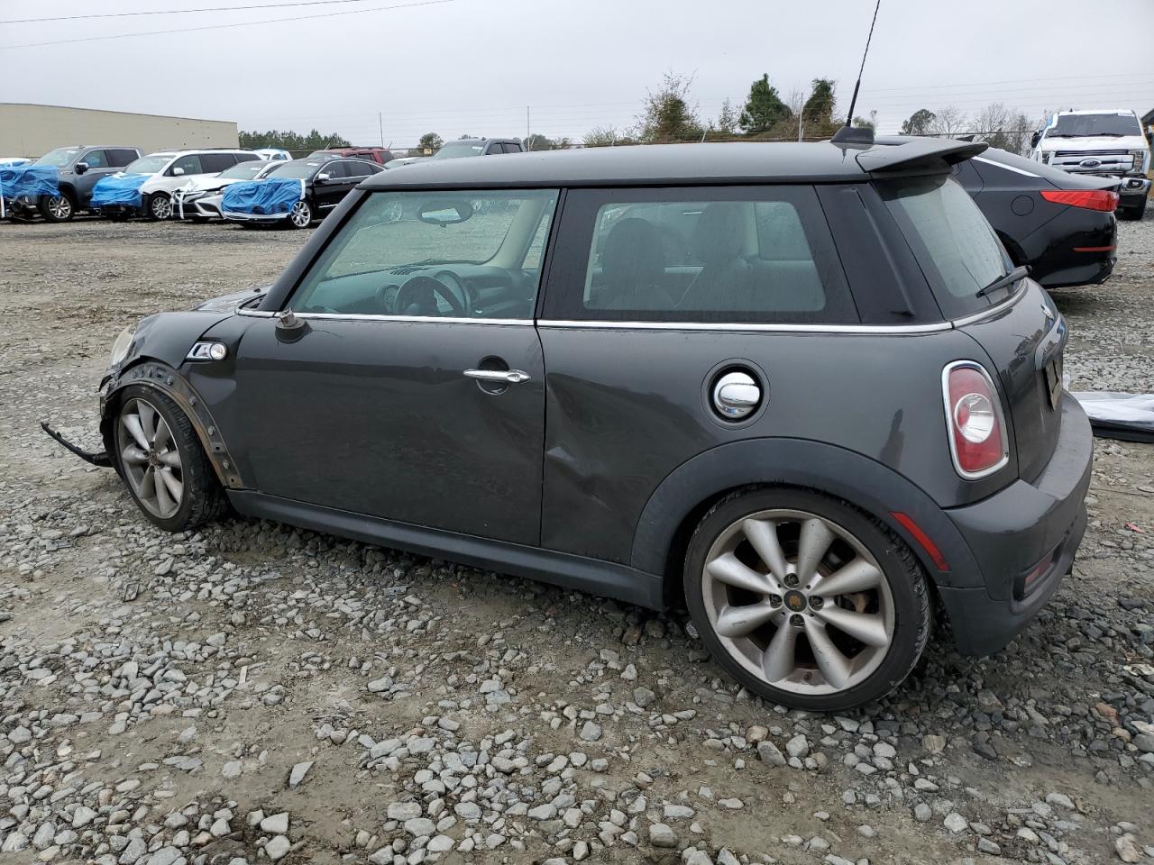 2011 MINI Cooper - Image 2
