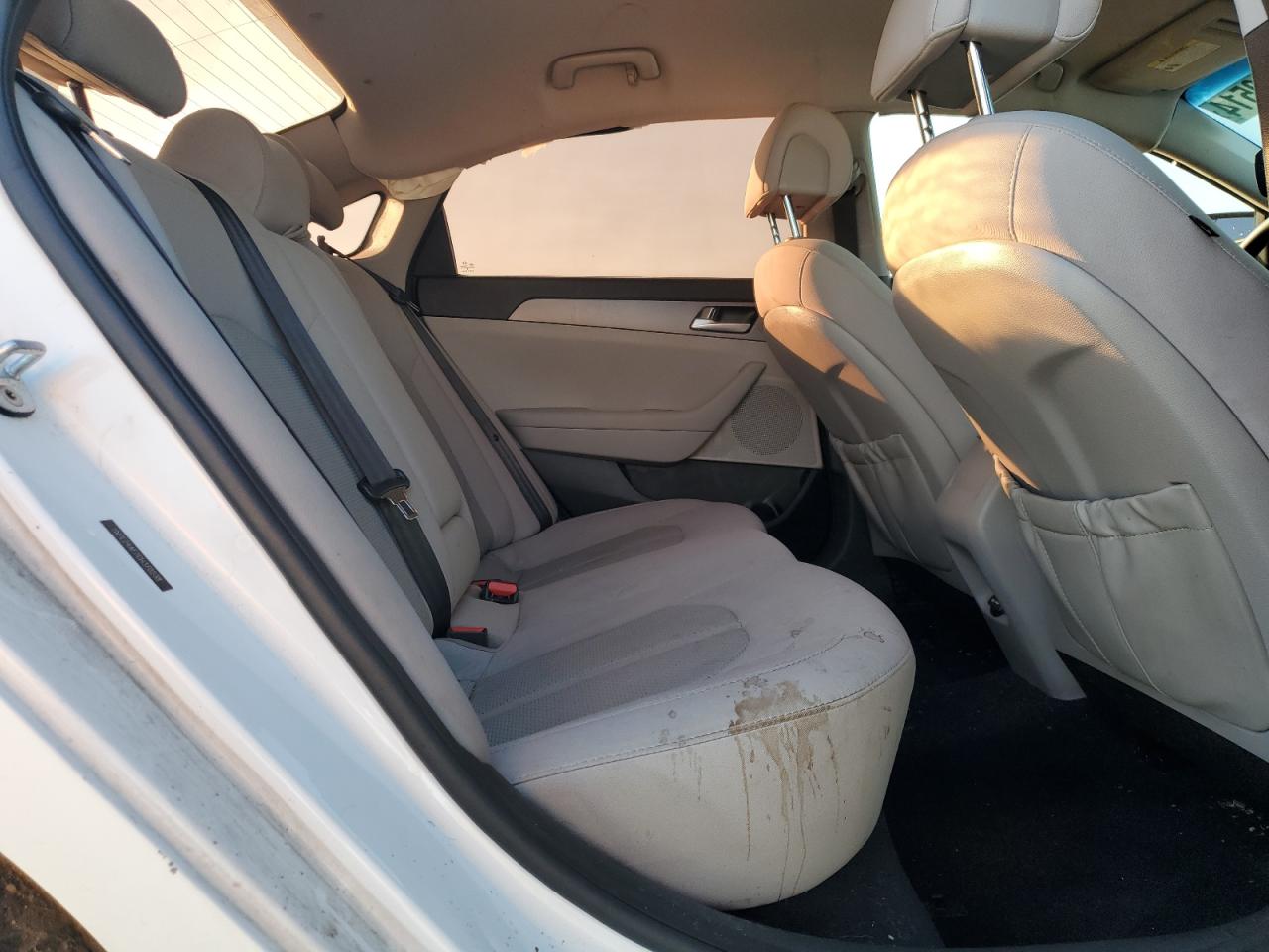 2016 Hyundai Sonata - Image 10