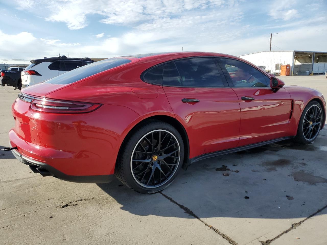 VIN WP0AA2A79JL109517 2018 PORSCHE PANAMERA no.3