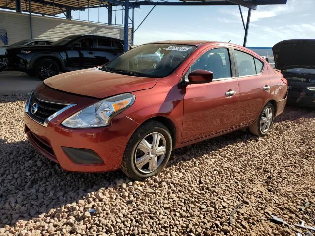  NISSAN VERSA 2019 Красный