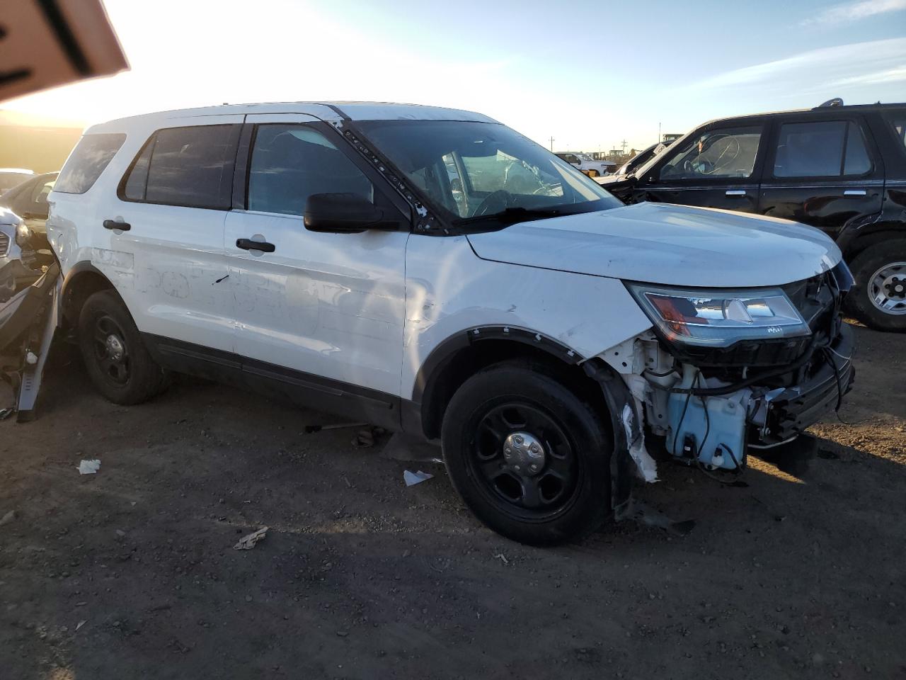 VIN 1FM5K8AR0HGC86488 2017 FORD EXPLORER no.4