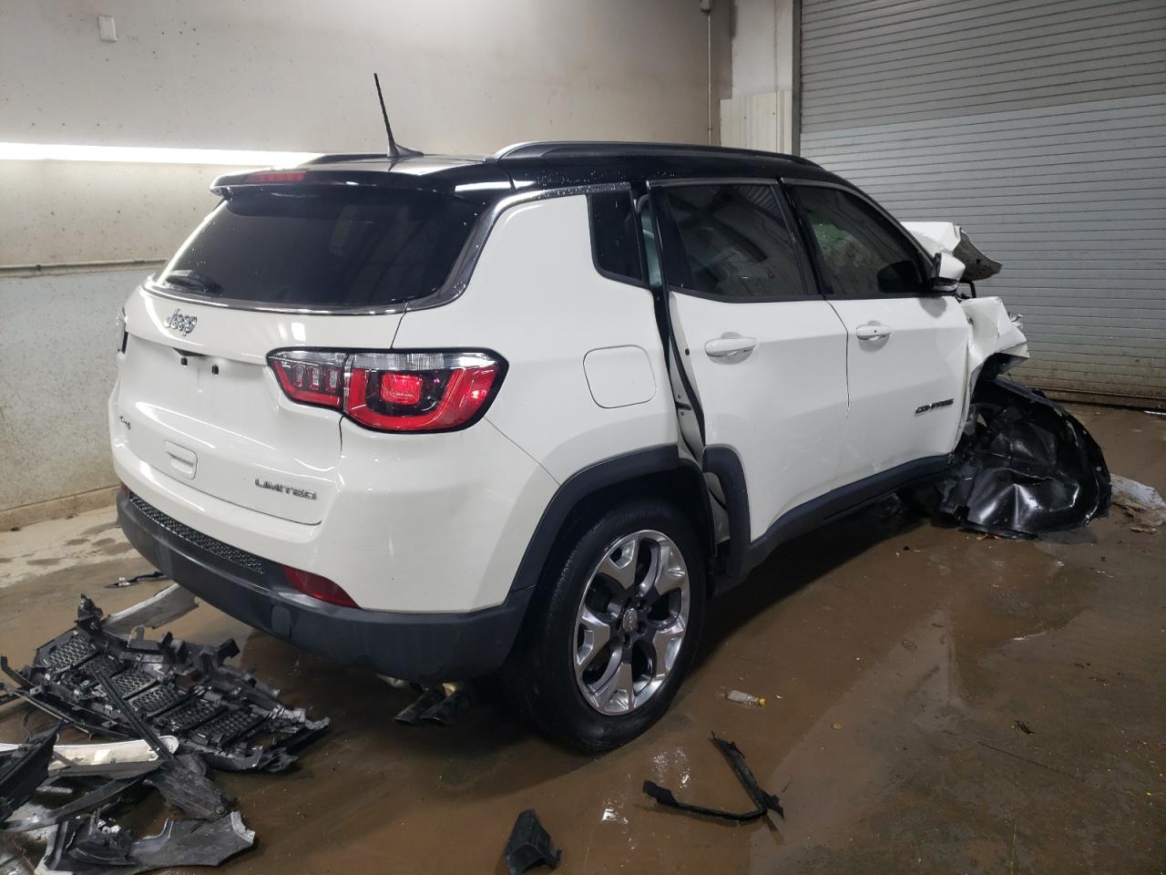 2019 Jeep Compass - Image 3