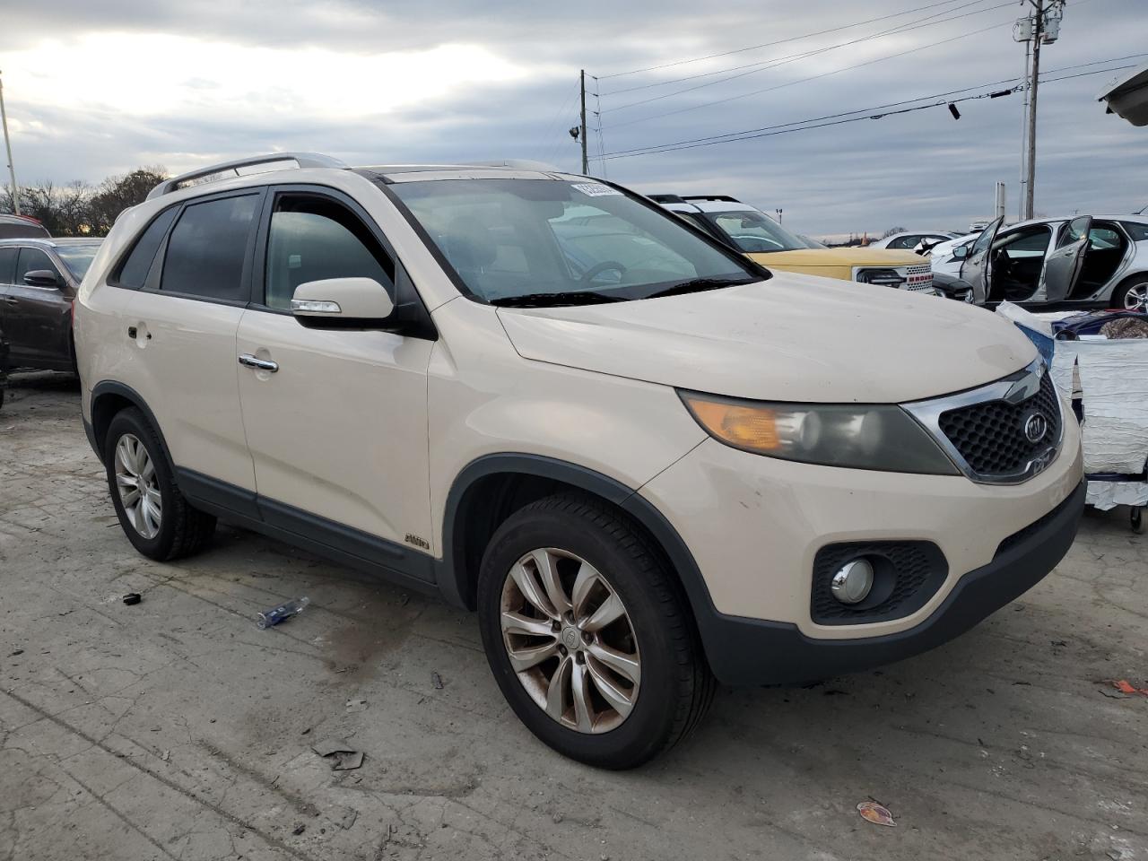 2011 Kia Sorento Ex VIN: 5XYKUDA29BG103855 Lot: 83255934