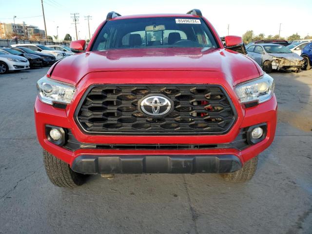  TOYOTA TACOMA 2021 Czerwony