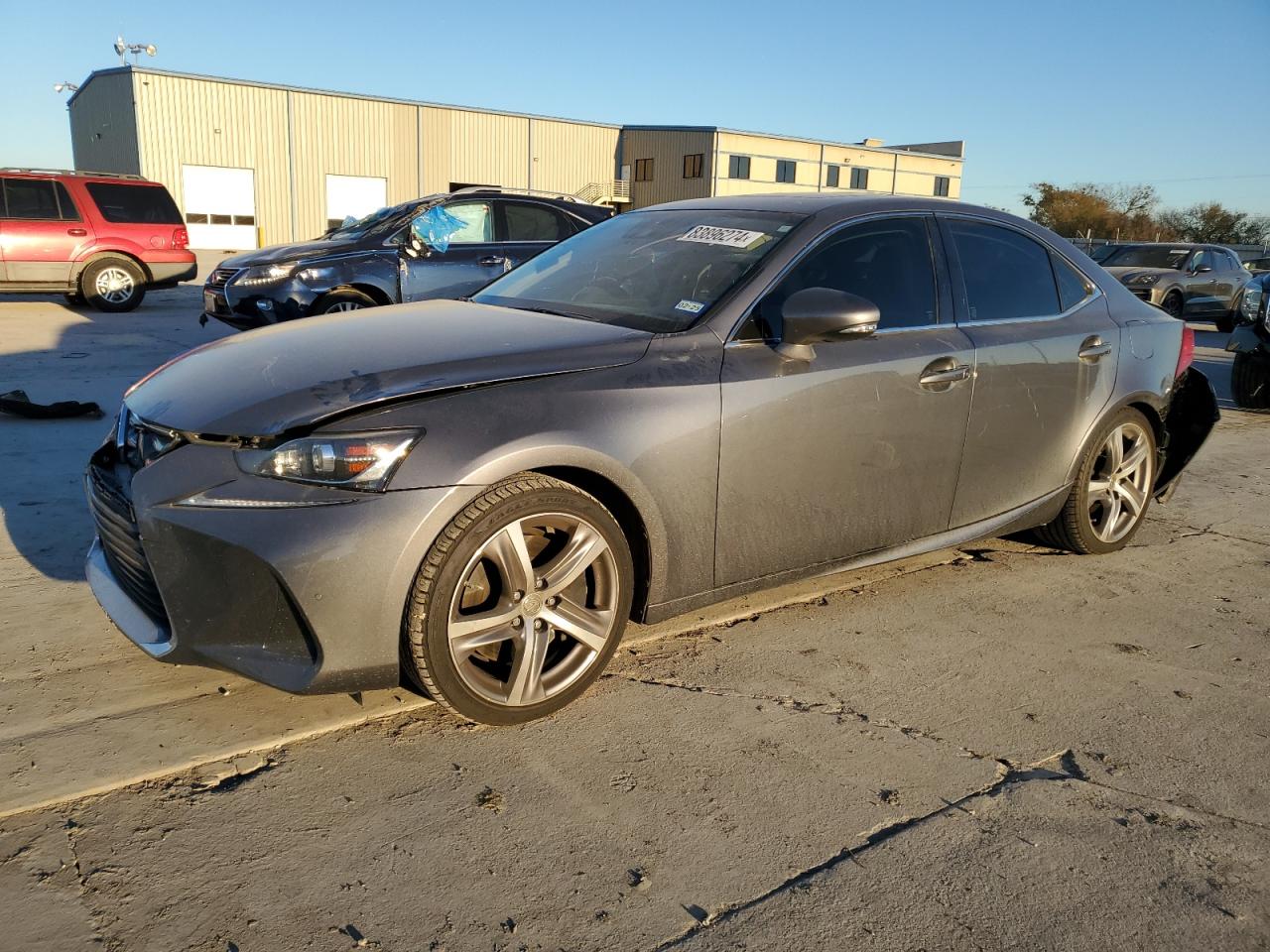 Lexus IS