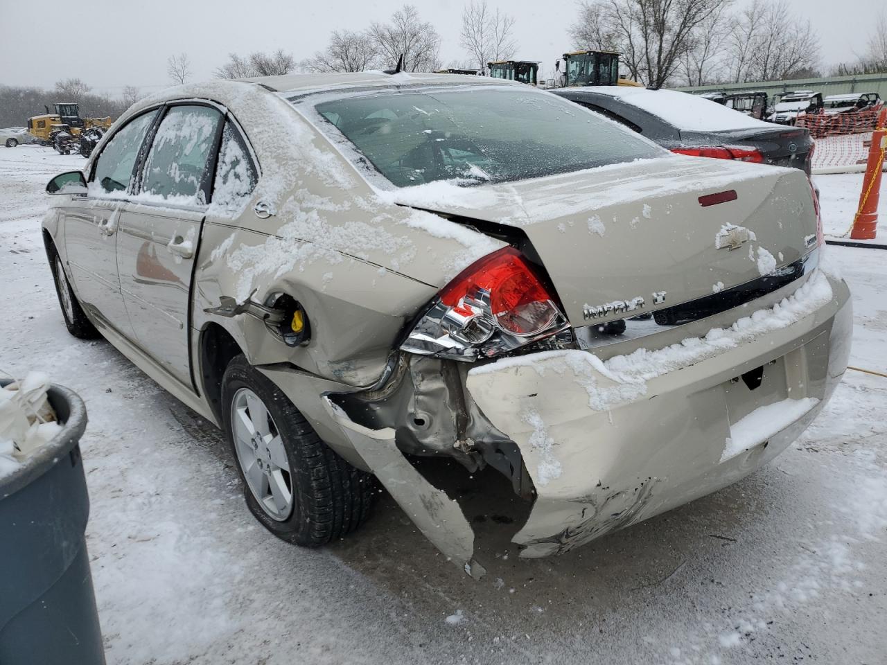 2009 Chevrolet Impala - Image 2
