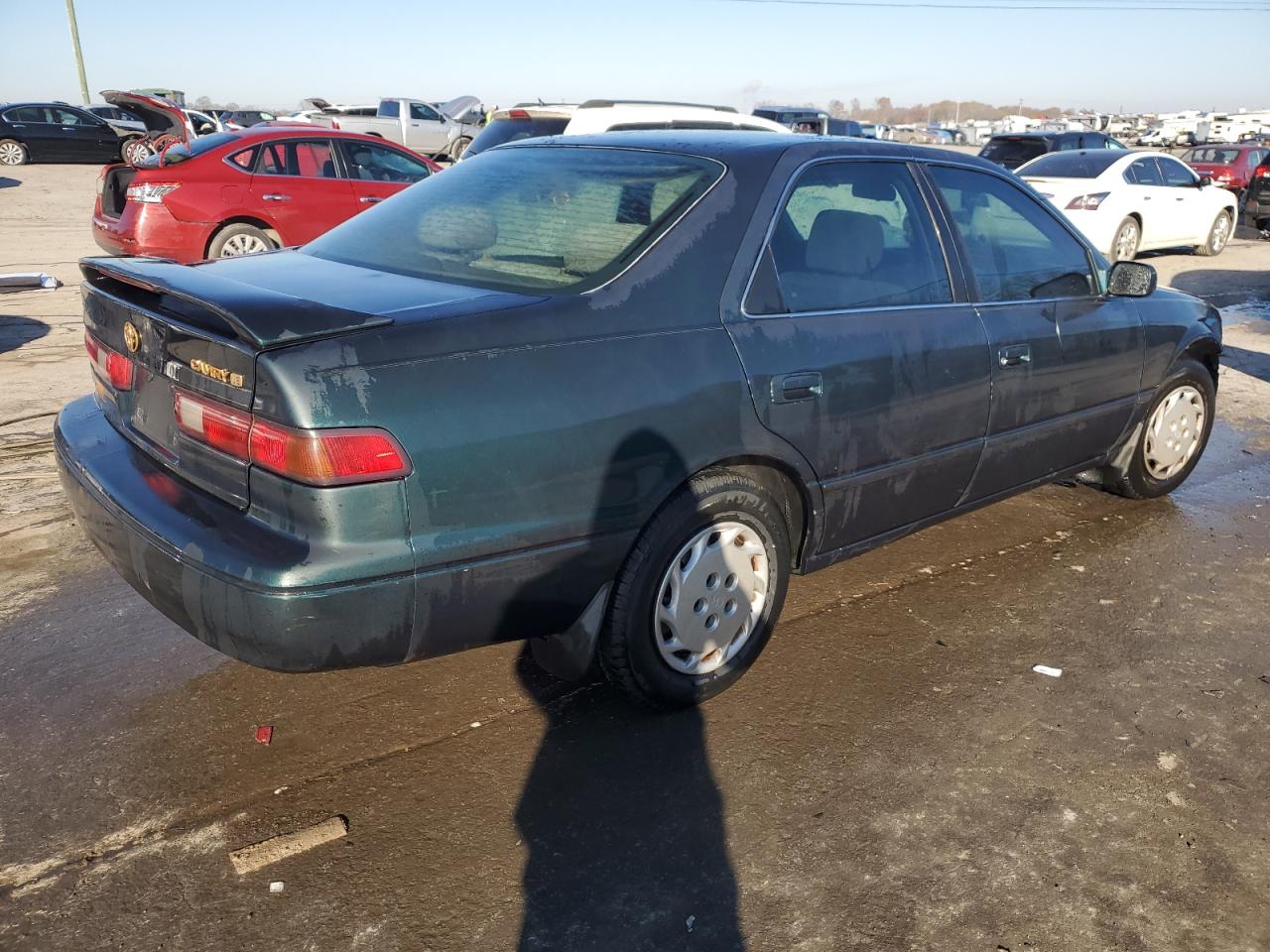 1998 Toyota Camry - Image 3
