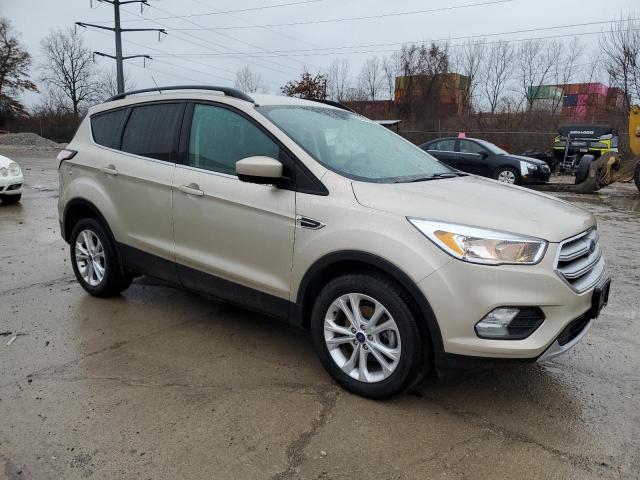  FORD ESCAPE 2018 Золотий