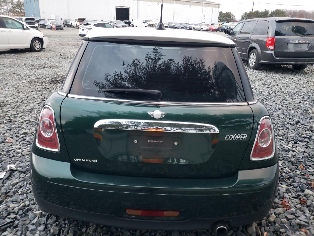 2012 Mini Cooper VIN: WMWSU3C5XCT255678 Lot: 82845334