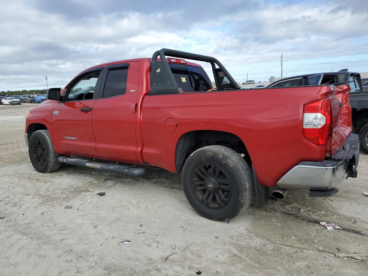 2015 Toyota Tundra - Image 2
