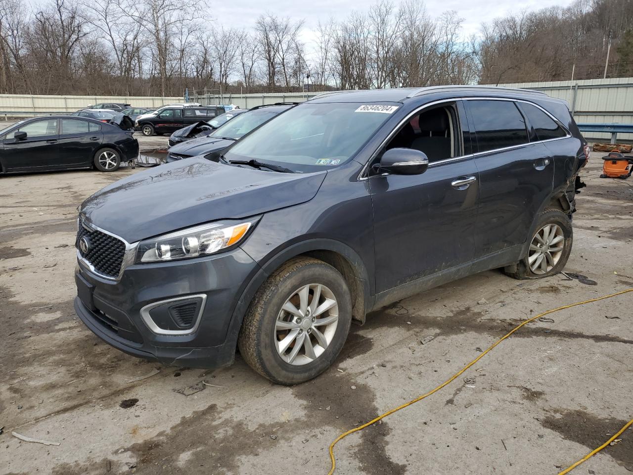 VIN 5XYPG4A37GG181905 2016 KIA SORENTO no.1