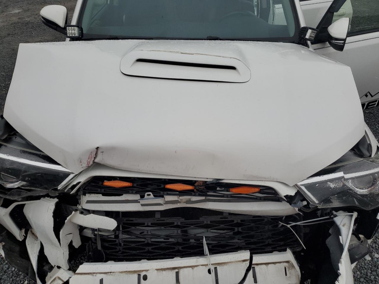 2019 Toyota 4Runner - Image 13